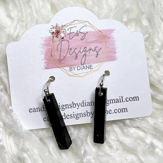 Small Column Black Resin Earrings