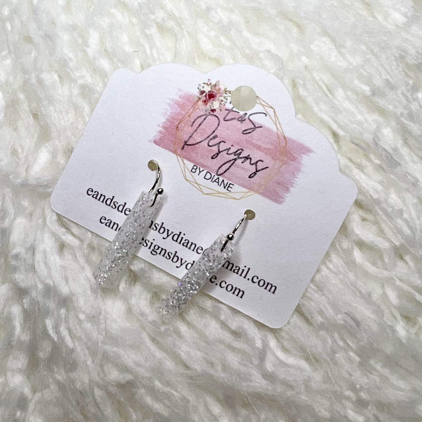 Small Column White Resin Earrings