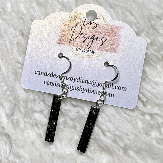 Small Column Black Resin Earrings